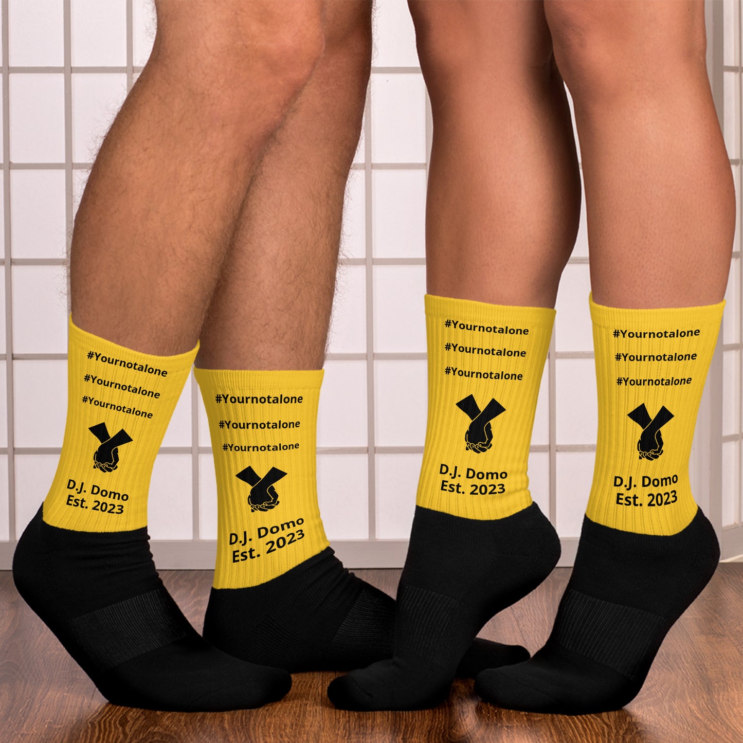 D.J. Domo "Your not alone" Socks Gold/Black