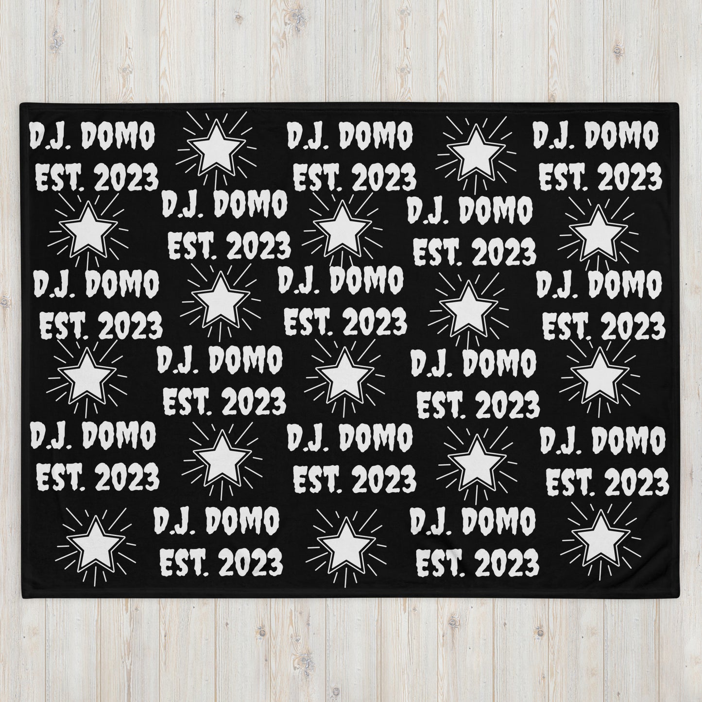 D.J. Domo Throw Blanket Black/White