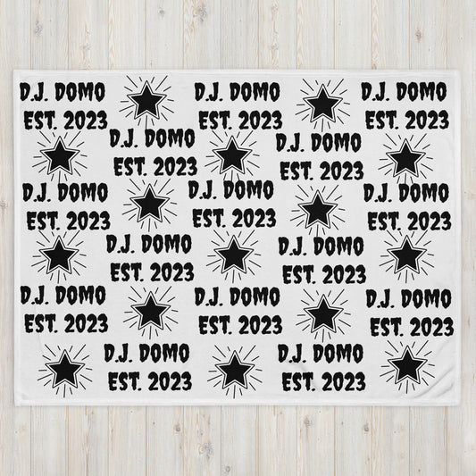 D.J. Domo Throw Blanket White/Black